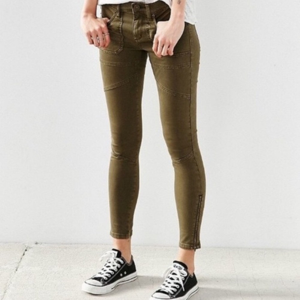 Urban Outfitters BDG Moto Pants - green (26)